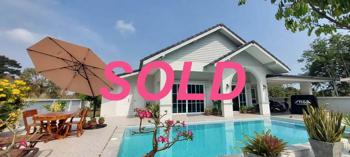 พูลวิลล่าอายุเพียง 2 ปี บ้านคราม แม่พิมพ์ ระยอง