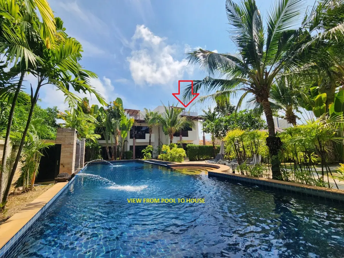 Townhouse in Oasis Garden III in the VIP Chain Resort area of Mae Ramphueng.