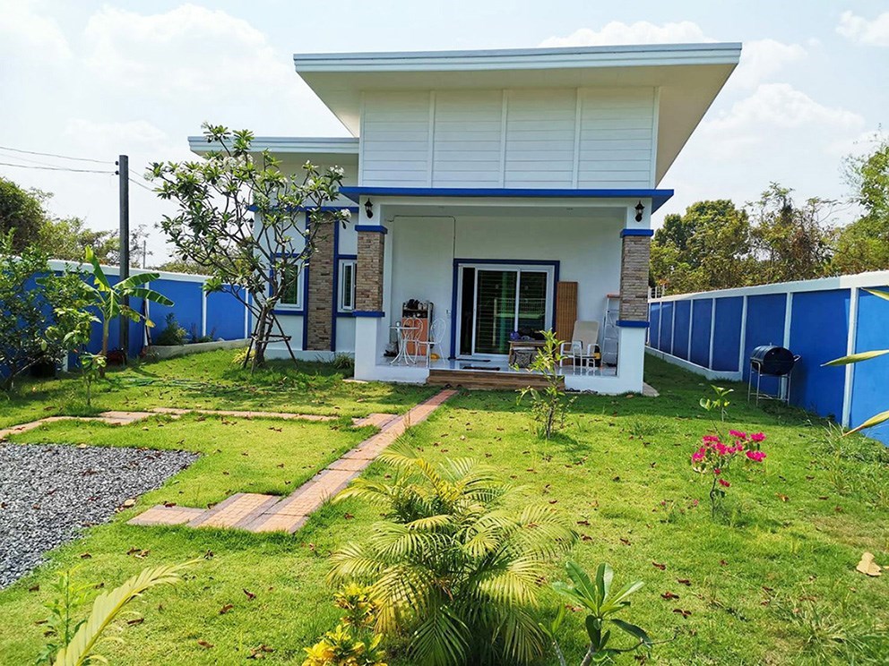 Modern style villa with large plot in Ubon Ratchathani