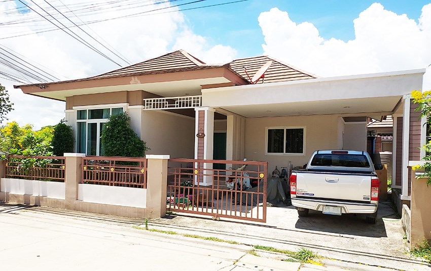 Villa in the residential area of The Palm in Ban Chang