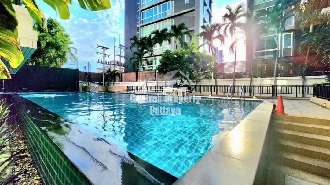 Very spacious, 1 bedroom, 2 bathroom for sale in Foreign name or rent in Prime Suites Condominium, central Pattaya.