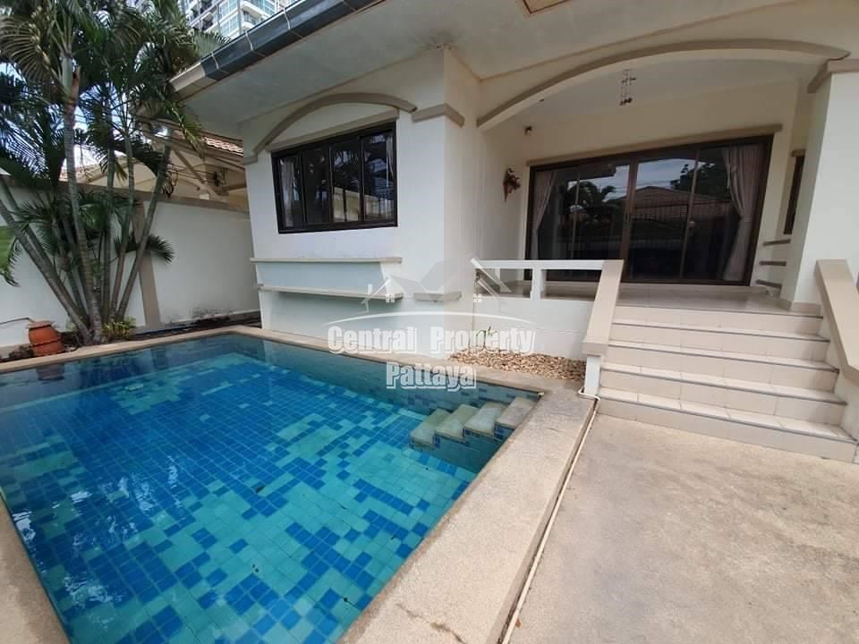 Private pool villa near Jomtien Beach just 1 K.M for rent and sale