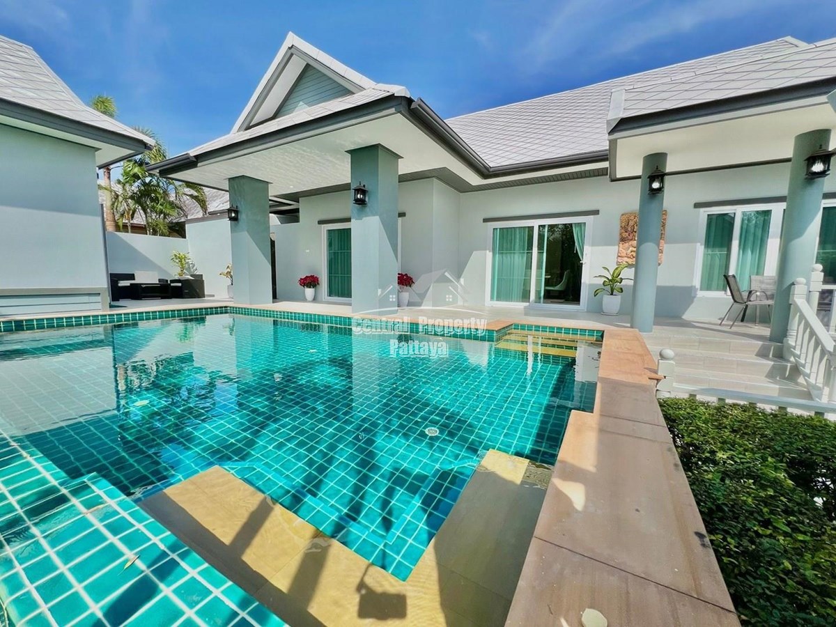 Luxurious 4-Bed, 4-Bath Pool Villa in East Pattaya – Spacious & Private Living!