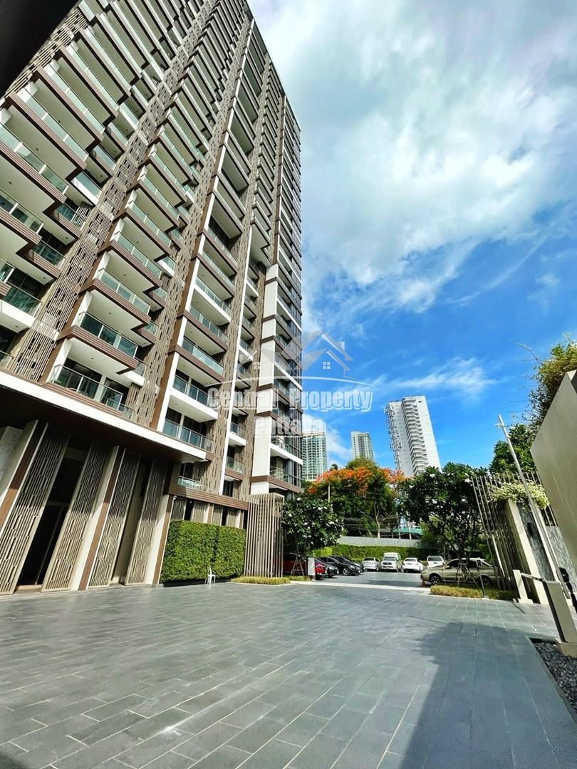 2 bedrooms condo in the most peaceful and private beach in Pattaya now Available for sale. 