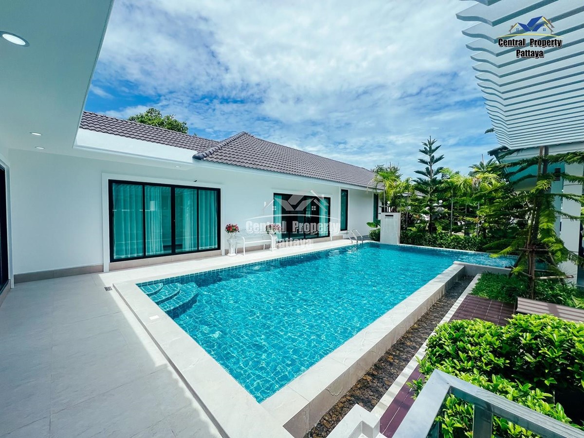 Superb, 6 bedroom, 8 bathroom, pool villa for sale in East Pattaya. 