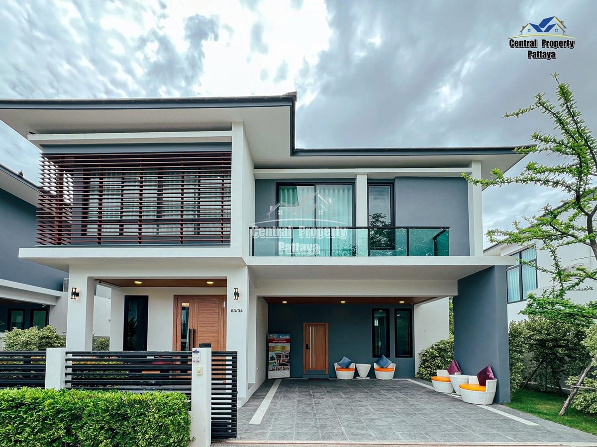 Newly built, 4 bedroom, 4 bathroom pool villa for sale in East Pattaya.