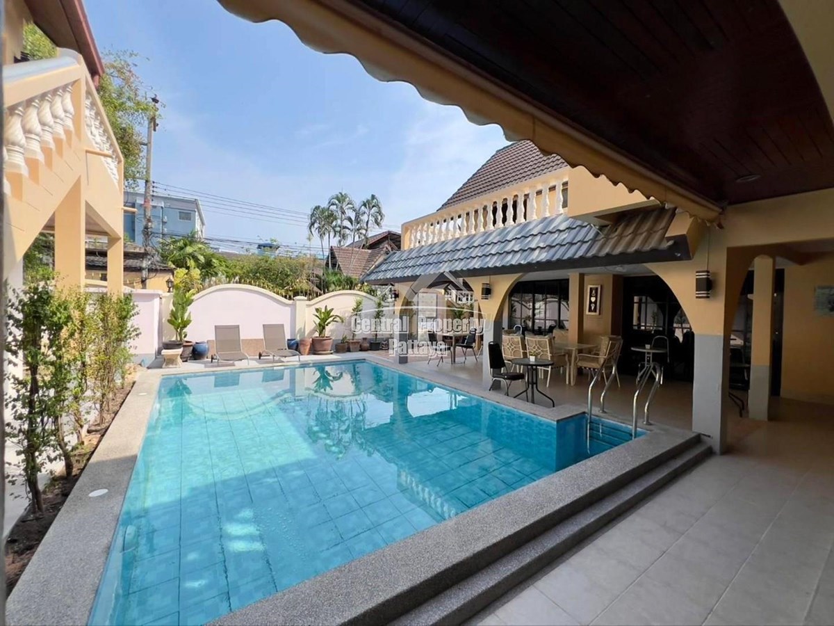 Guest House for Sale in the Heart of Pattaya – Ideal Investment Opportunity