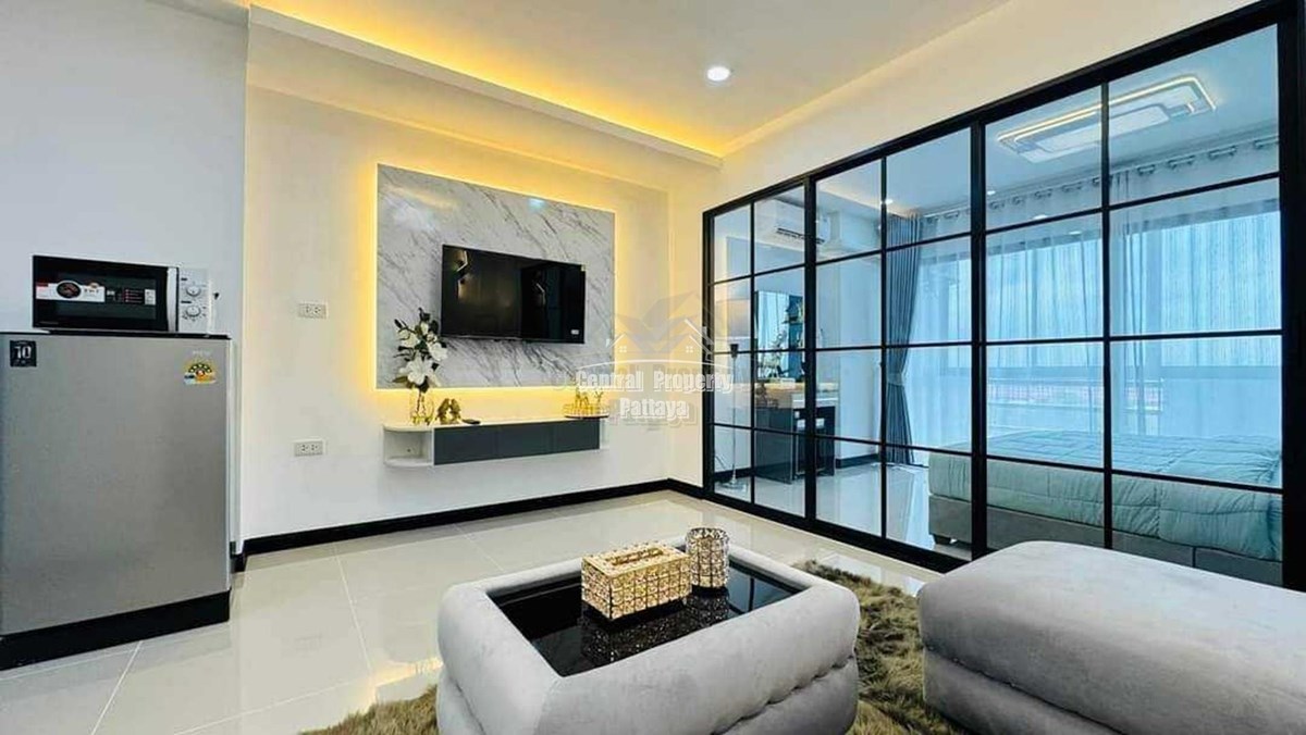 Cozy 1-Bedroom Condo in Foreign Quota at Pattaya Plaza – 