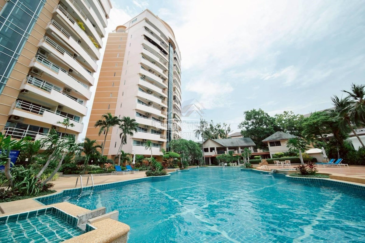 Spacious 1-Bedroom Condo in Chateau Dale – Prime Jomtien Location