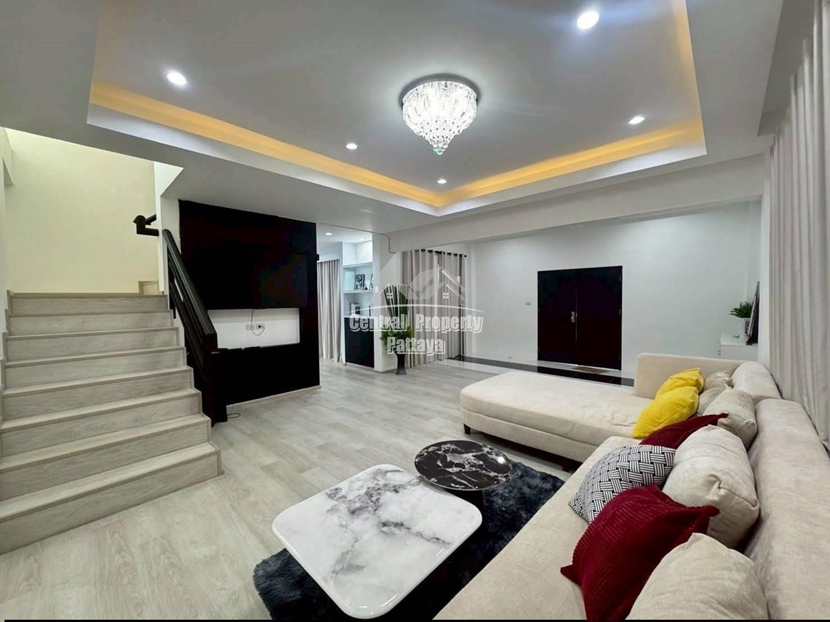 Newly Renovated Pool Villa – Suitable for Daily Rental Business