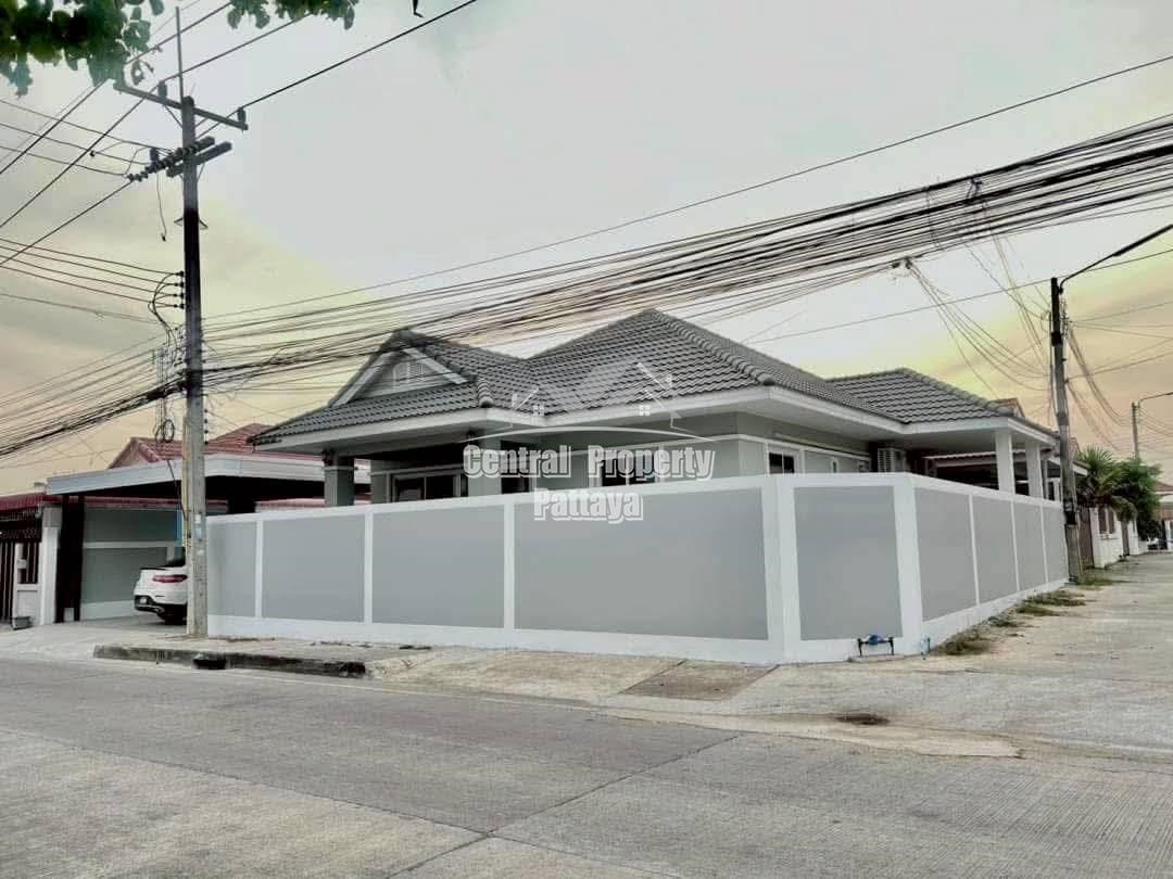 Private House in Huai Yai Offering Spacious Living and a Peaceful Lifestyle.