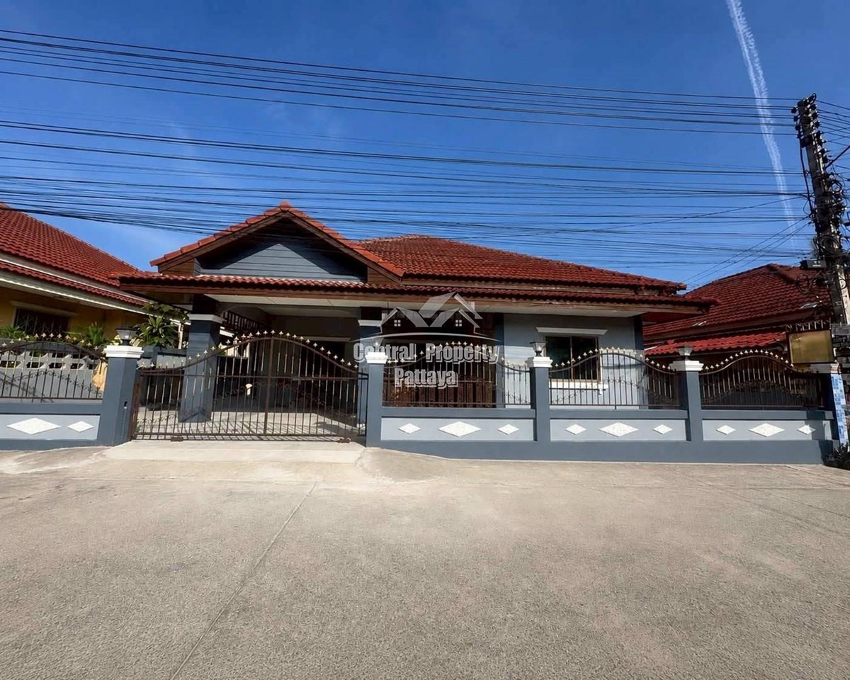 Affordable Residential Village in Noen Plub Wan Offering Comfortable Living and Everyday Convenience.
