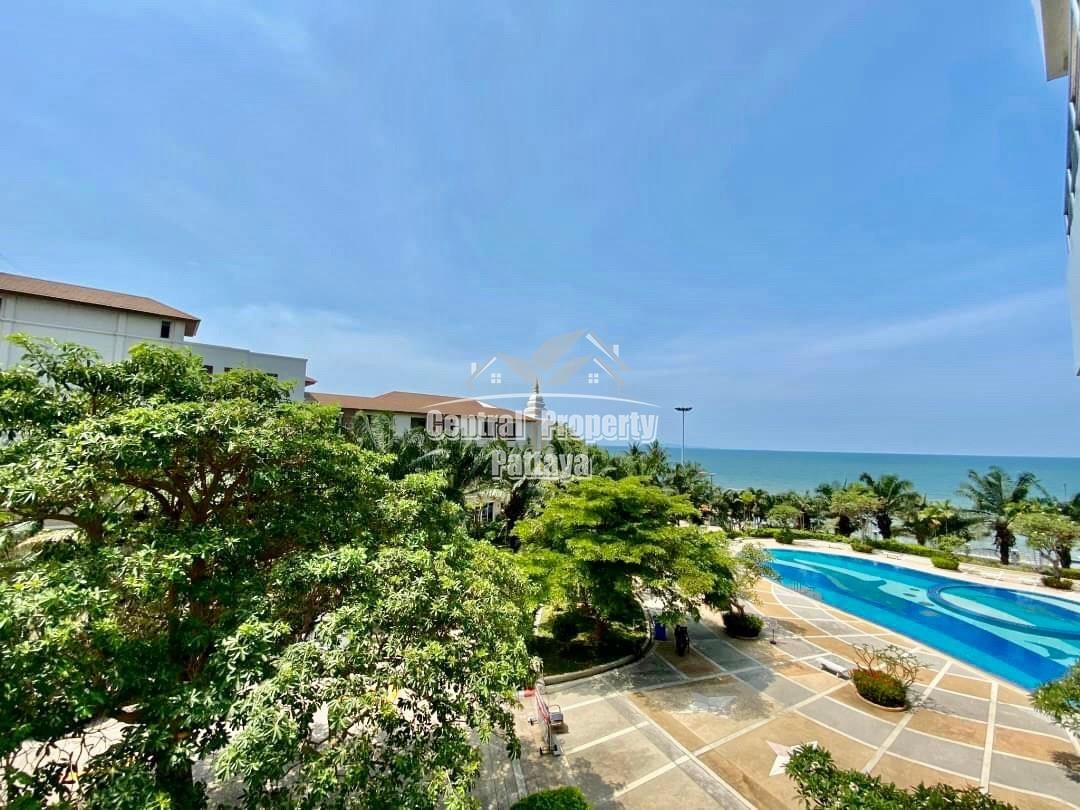 View Talay 3  Pattaya sea view condos for sale, The Best location in Pattaya