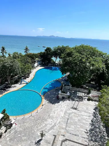 Communal swimming pool