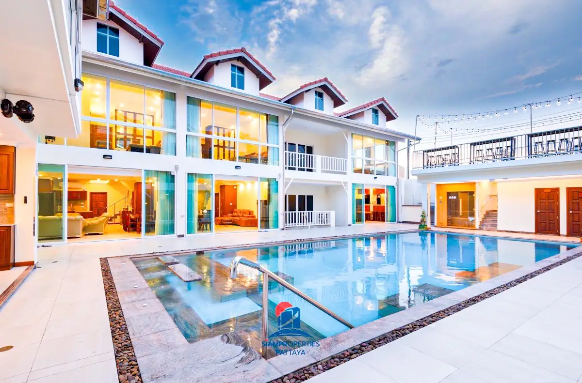 Pool Villa