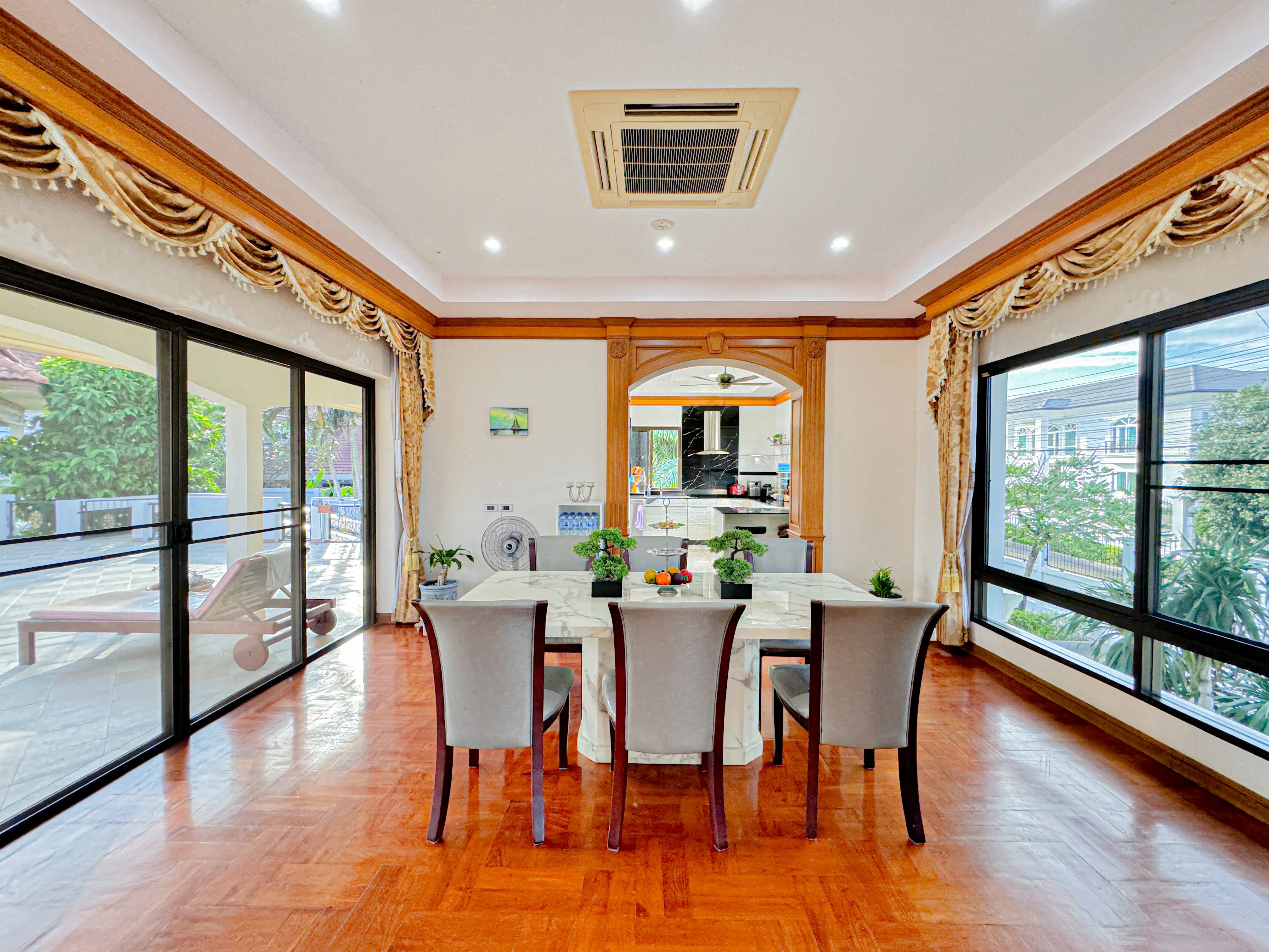 Dining room