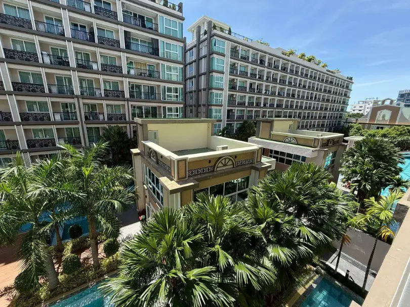 Communal Swimming pool