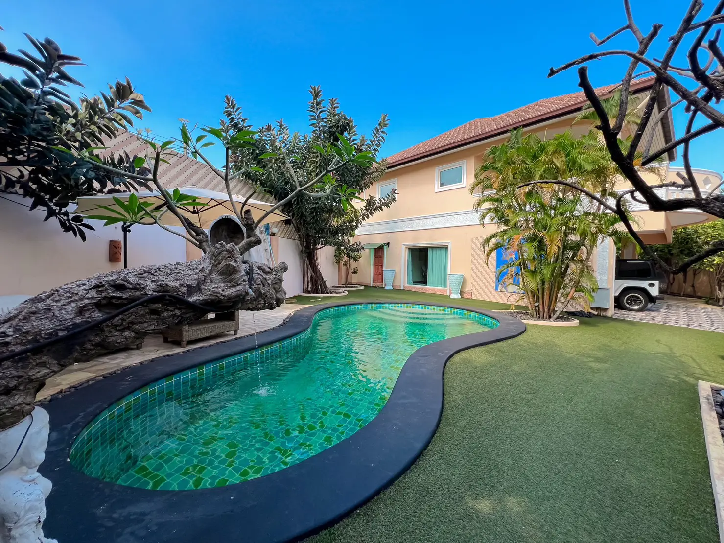 Private Swimming Pool