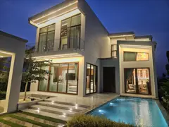 Luxury Pool Villa Mabprachan
