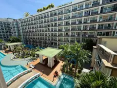 Dusit Grand Park 2 | Pool View 1 Bedroom Condo with Rental Income
