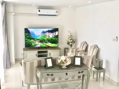 Park Royal 3