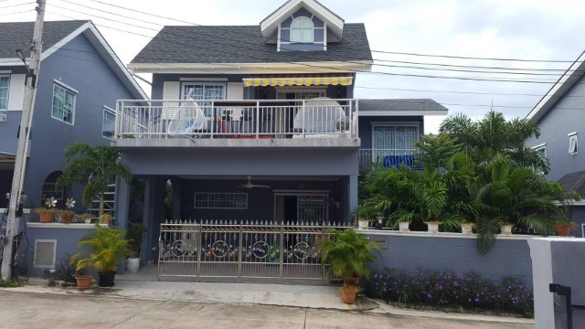 Winston Village Pattaya 