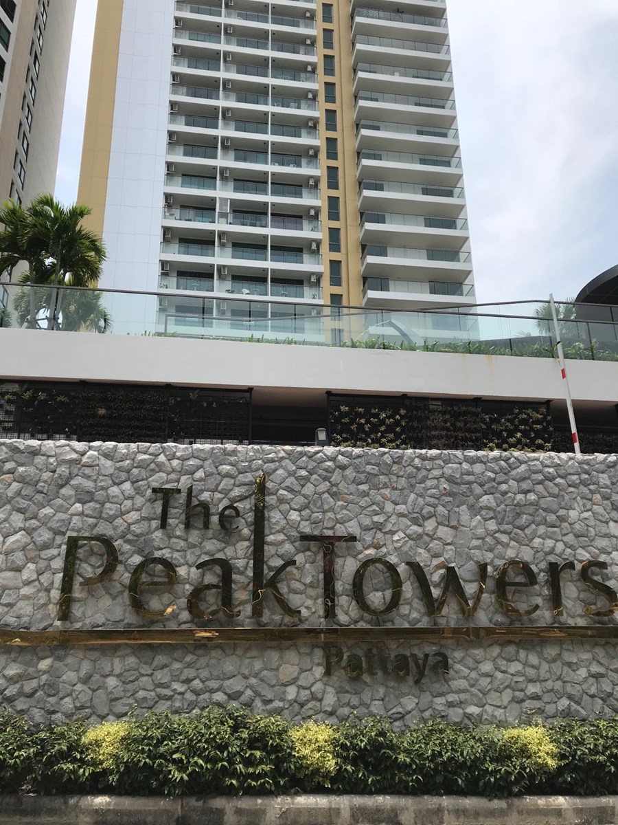Peak Towers Condo at Pratumnak