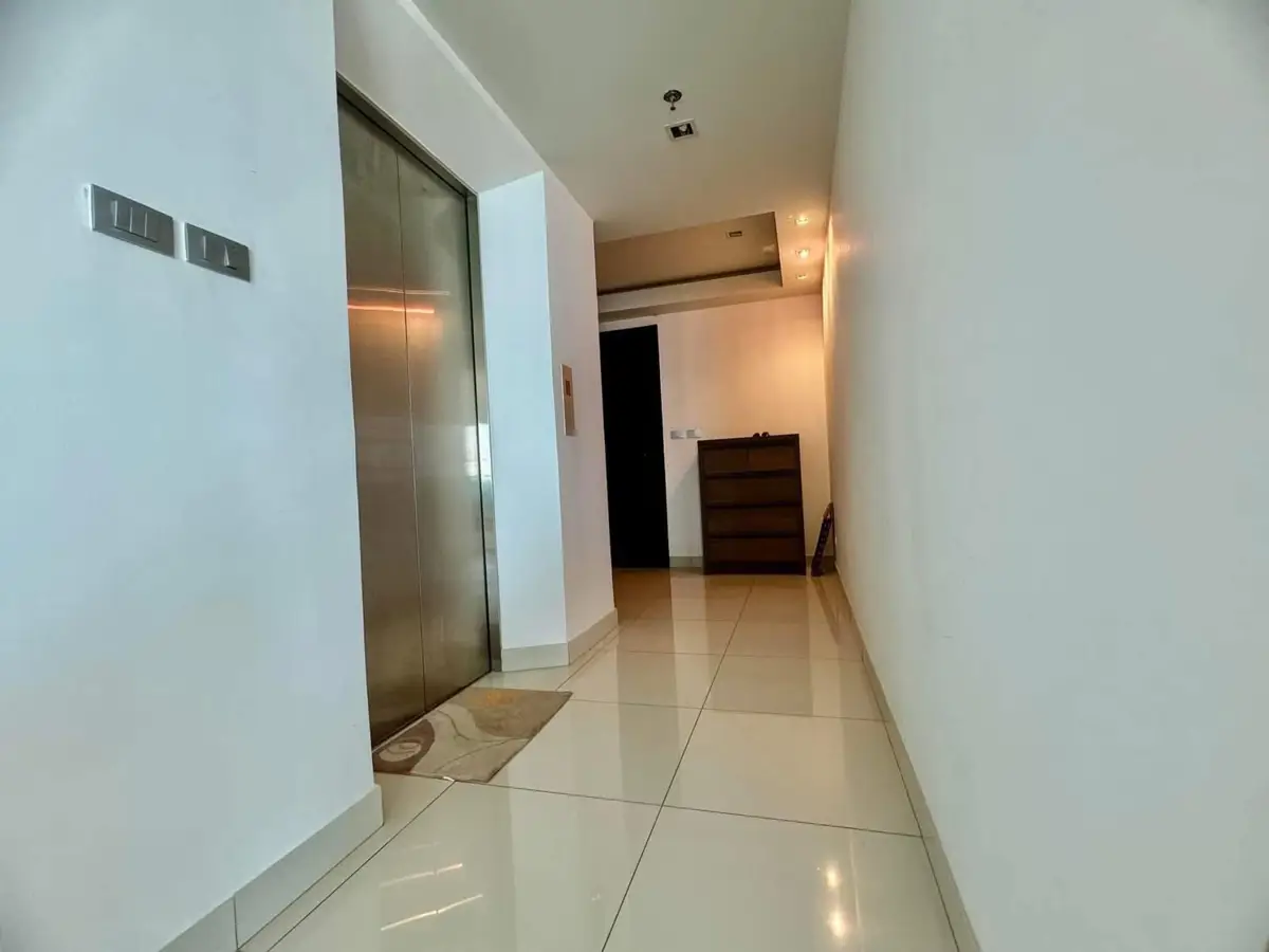 Private Elevator
