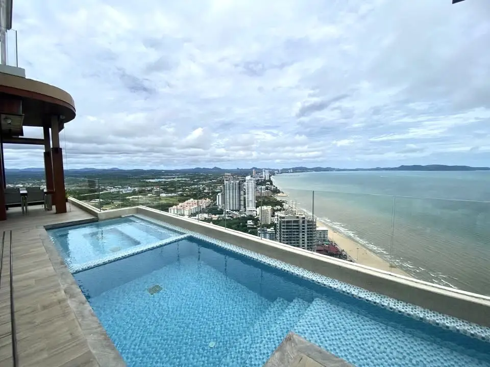 Penthouse Pattaya - Reflection Jomtien Beach