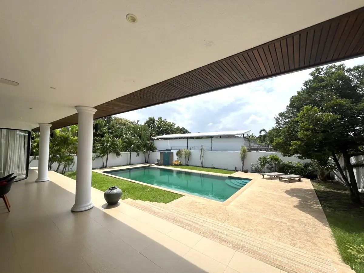 Private Swimming Pool