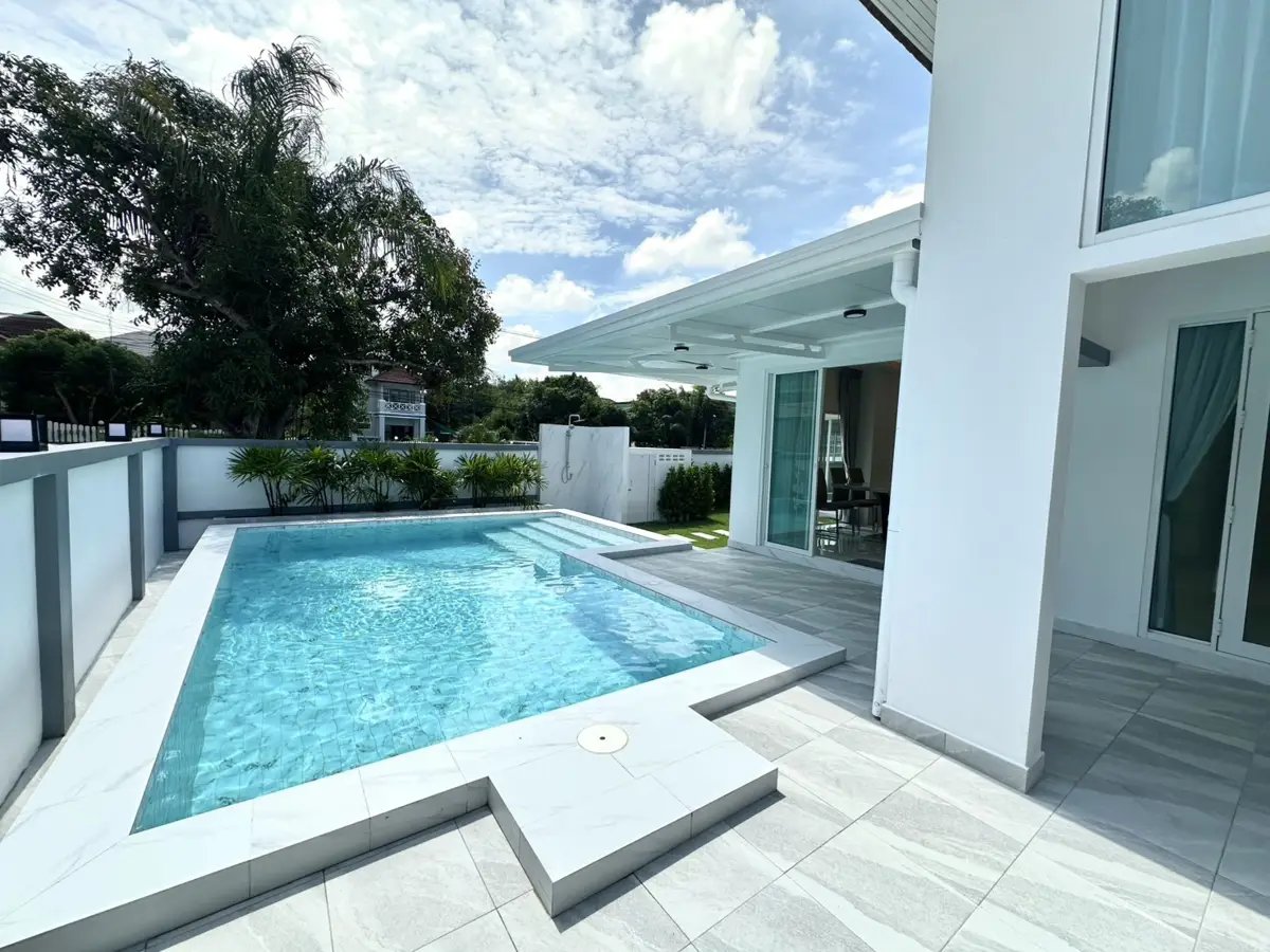 Private Swimming Pool