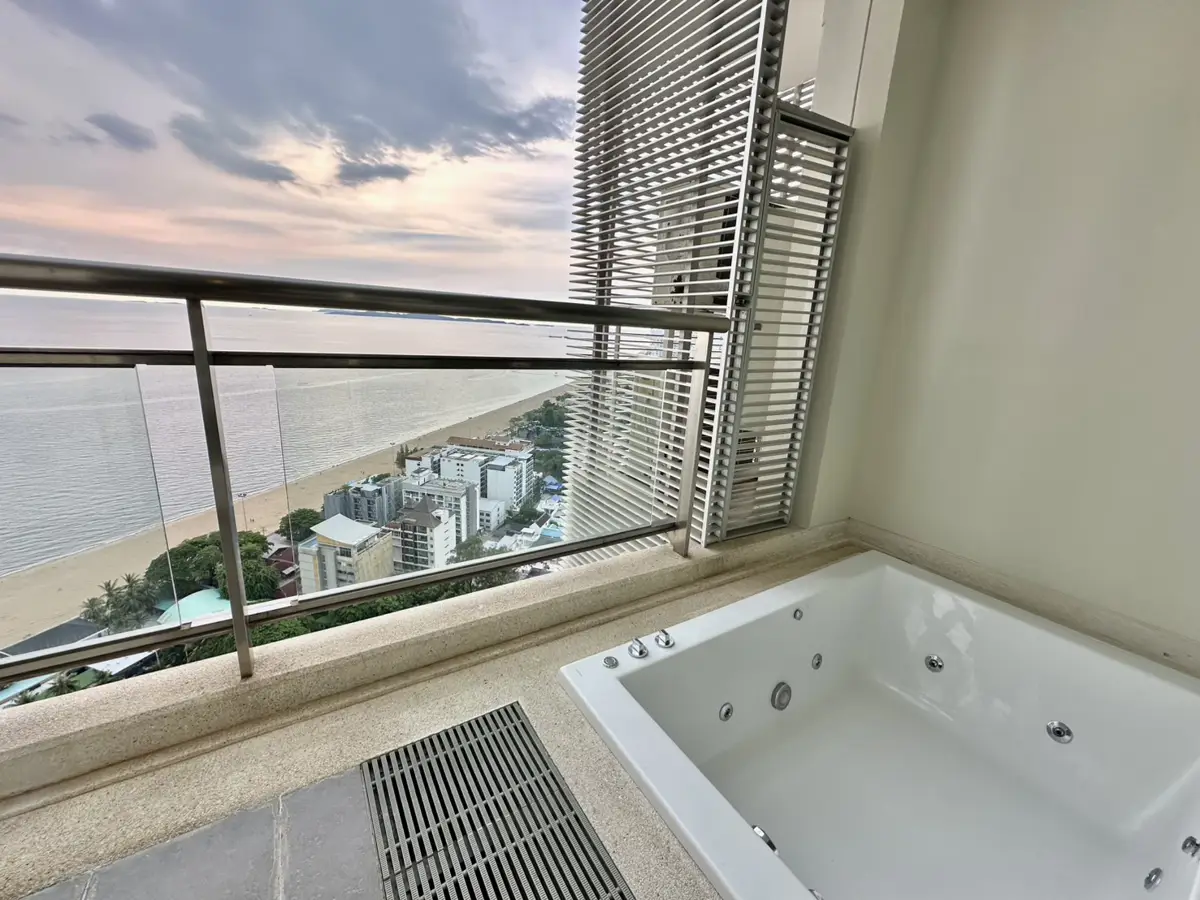 Jacuzzi