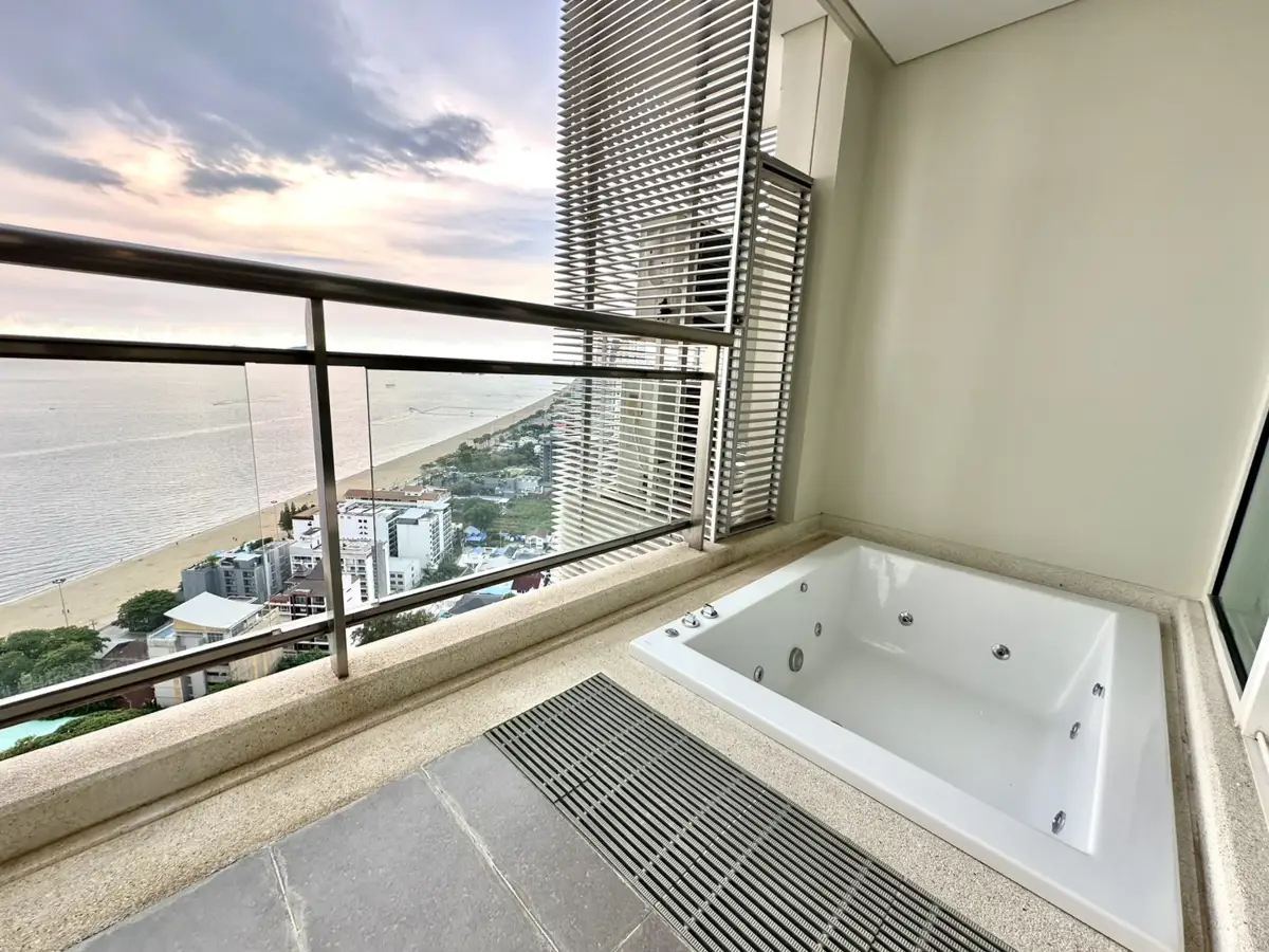 Jacuzzi