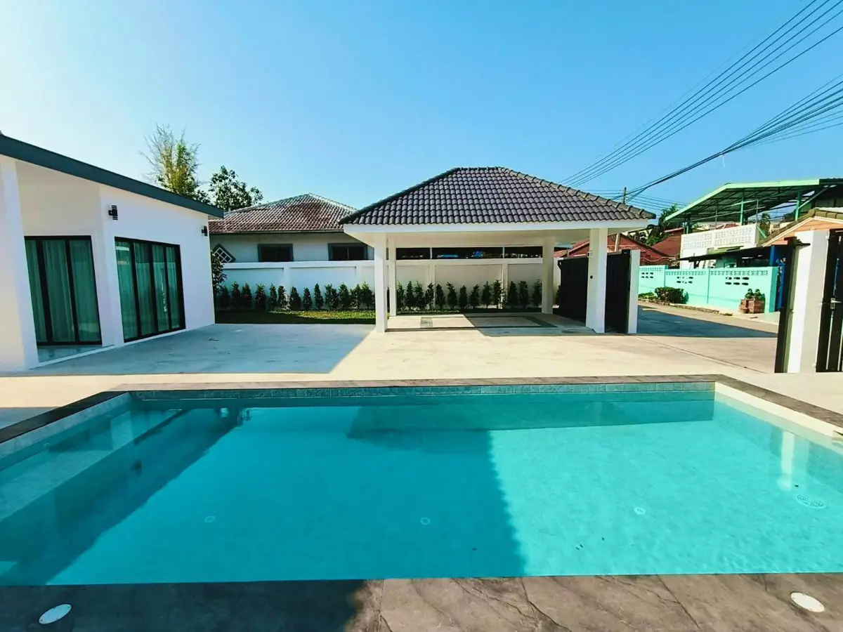 Private Swimming Pool