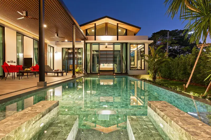 1.5 Storey Pool Villa With Big Land At Rawai