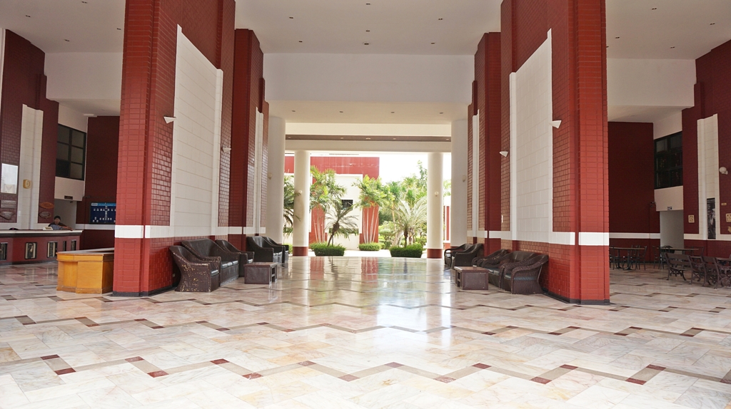 Reception & Lobby area