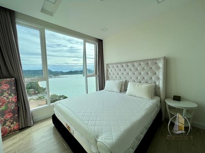 1-Bed Beachfront Condo for Sale Bang Sray Pattaya