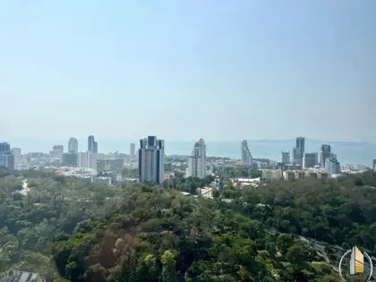 40th Floor Condo with Sea View – Spacious 2-Bedroom for Sale
