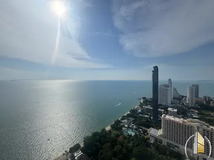 3-Bed Luxury Penthouse for Rent in Wongamt, Pattaya