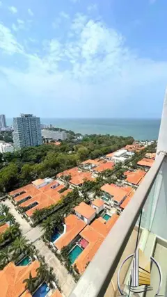 1 Bedroom Condominium For Sale – The Peak Towers Condo, Pattaya 