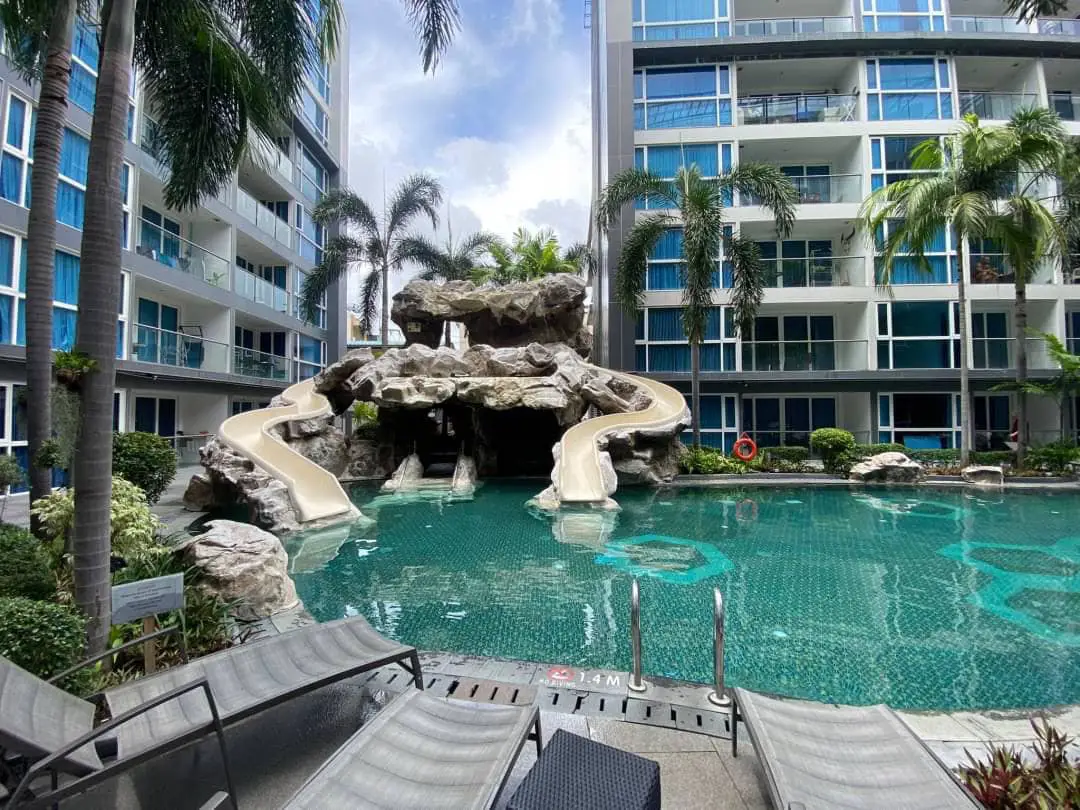 1 Bed Condo for  rent The Centara Avenue Pattaya