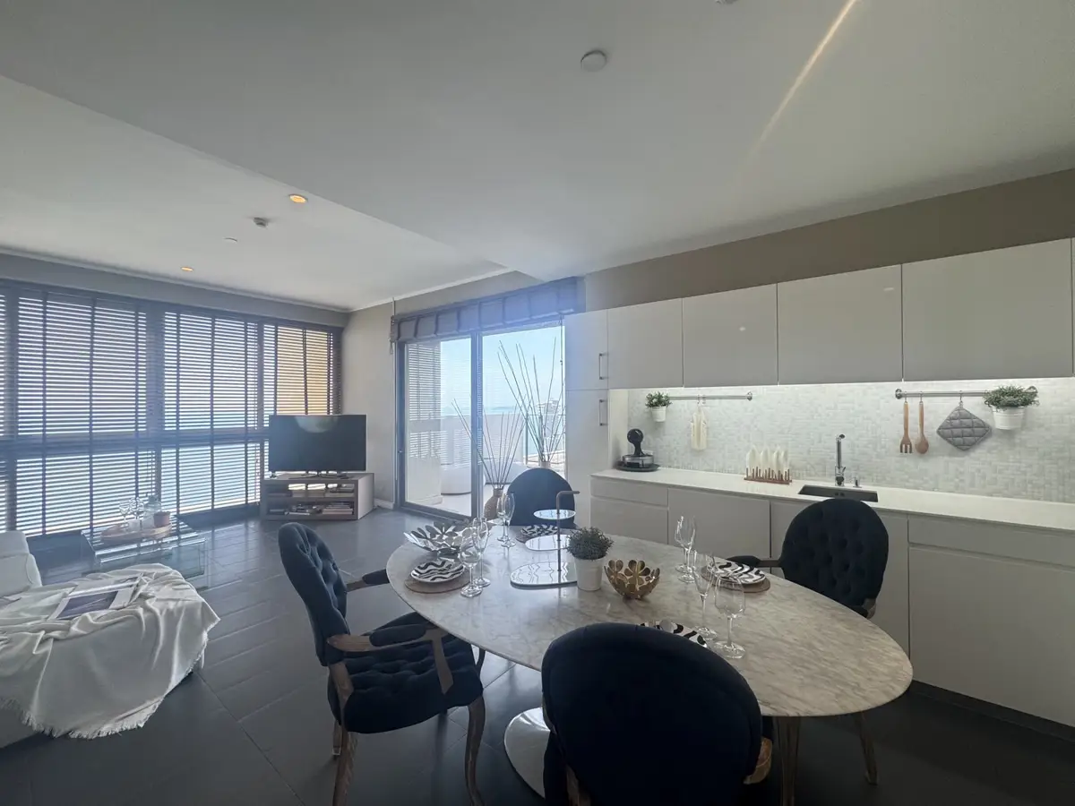 Luxury Penthouse for Rent Ready to move in, Pattaya