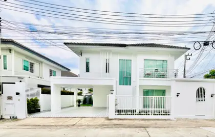 3 Bedroom House for Sale in Pruksa Nara Village