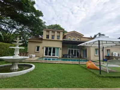 European Village—Slikroad Place Pool Villa for SALE & RENT