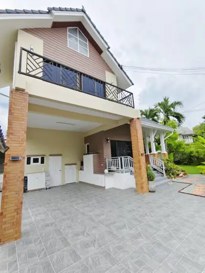 4 Bedroom House for Sale in Central Park Village 4/2