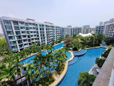 For sale 2 bedrooms condo with pool view (Dusit Grand Park)