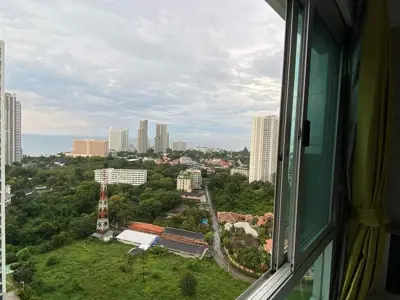 Good 2 bedrooms condo with sea view for sale at Lumpini Wong Amat