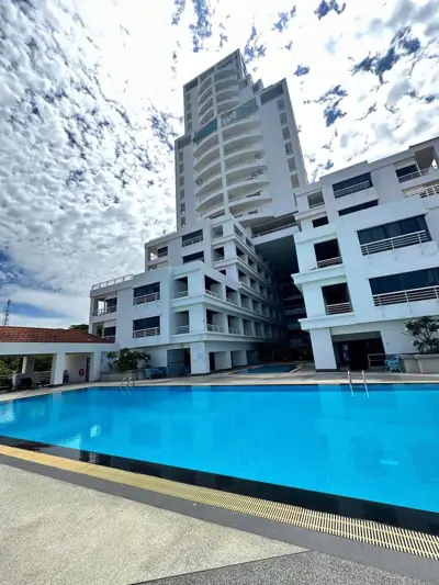 Good sea view room for sale on Pratamnak Hill