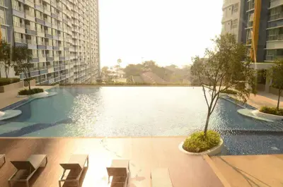 Beatiful sea view 2-bedroom condo for rent.