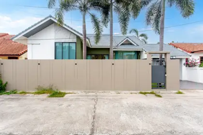 3 Bedroom House for Sale in Chaiyapruk 2, Pattaya